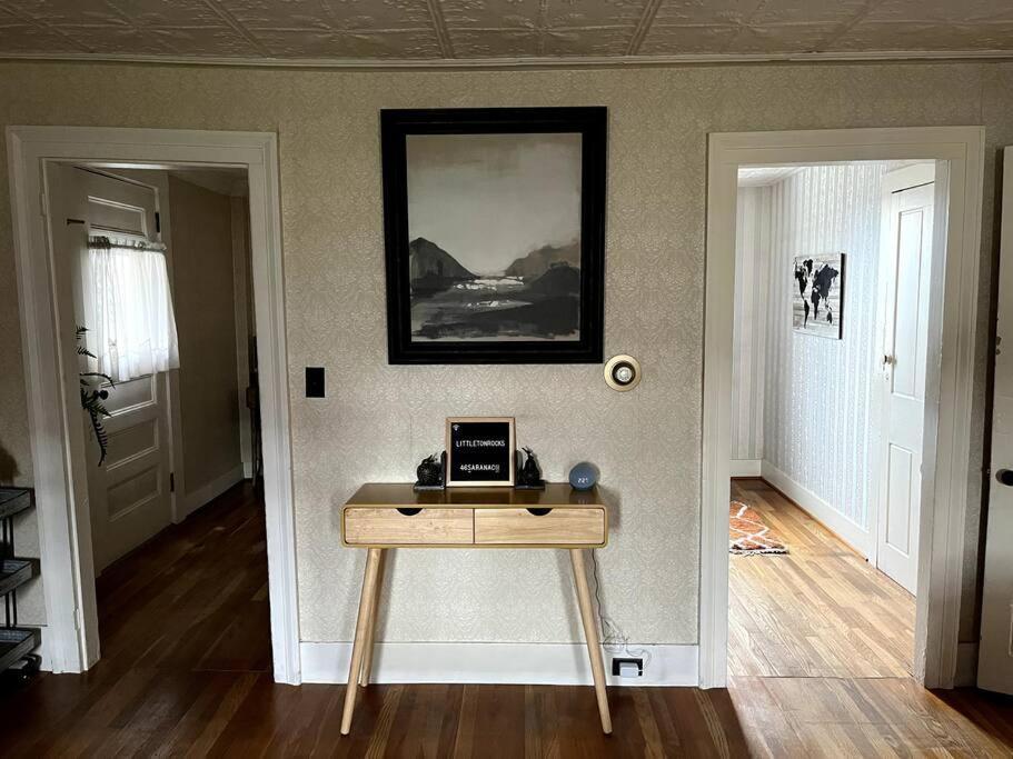 Cute 6-Bedroom Getaway In The Heart Of Littleton Esterno foto
